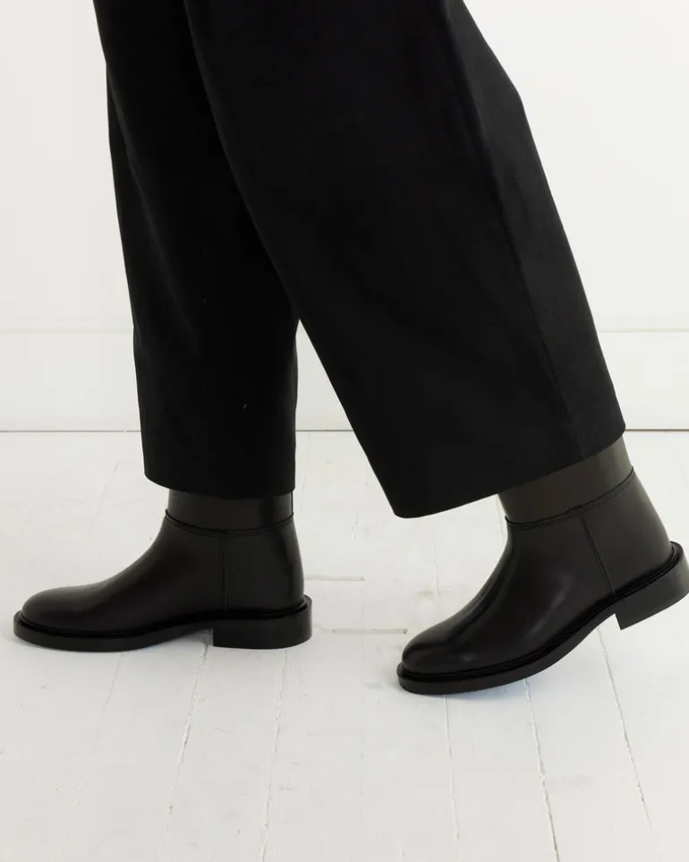 Anella Low Boot in Black