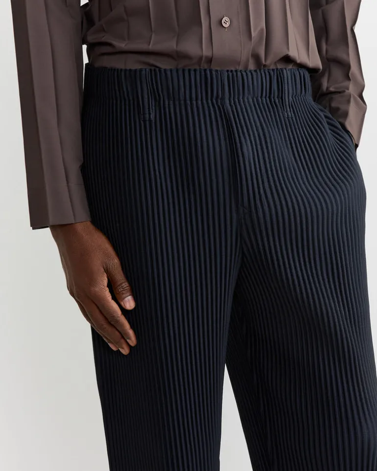 Basics Pant in Navy