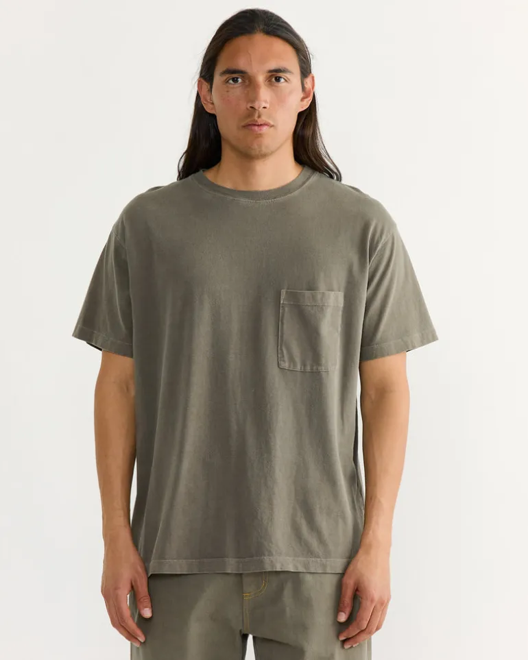 Big Pocket Tee in Washed Olive
