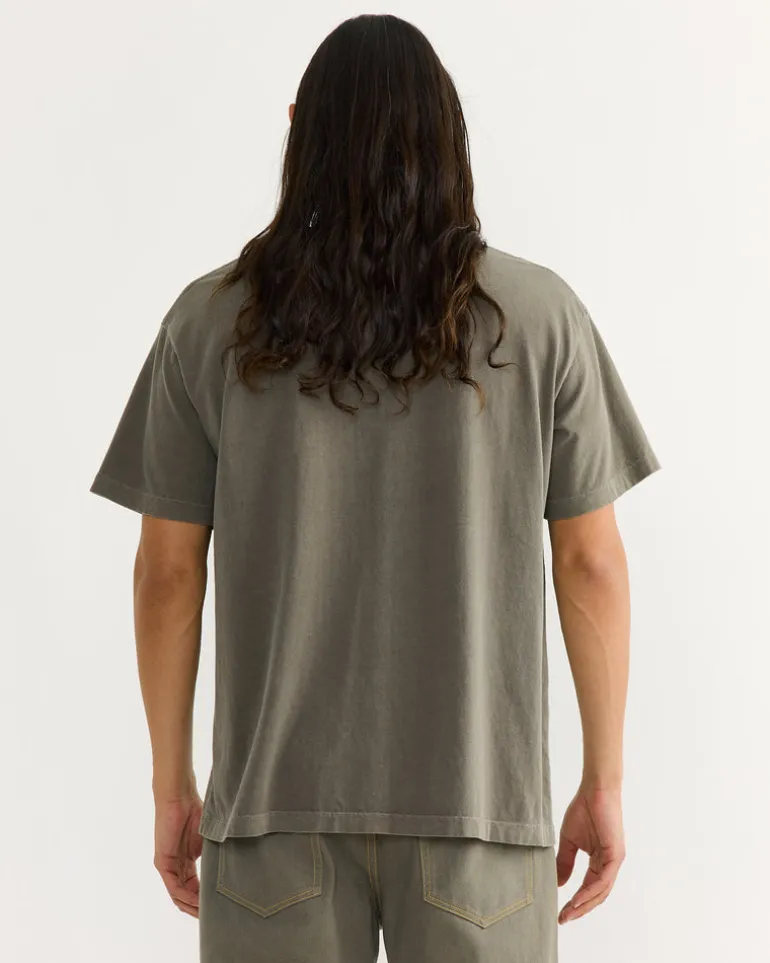 Big Pocket Tee in Washed Olive
