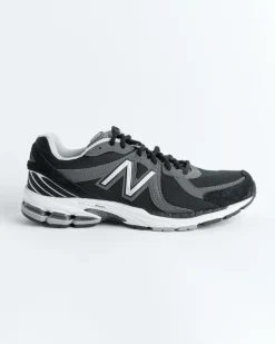 CDG x NB MR 860v2 in Black/Grey