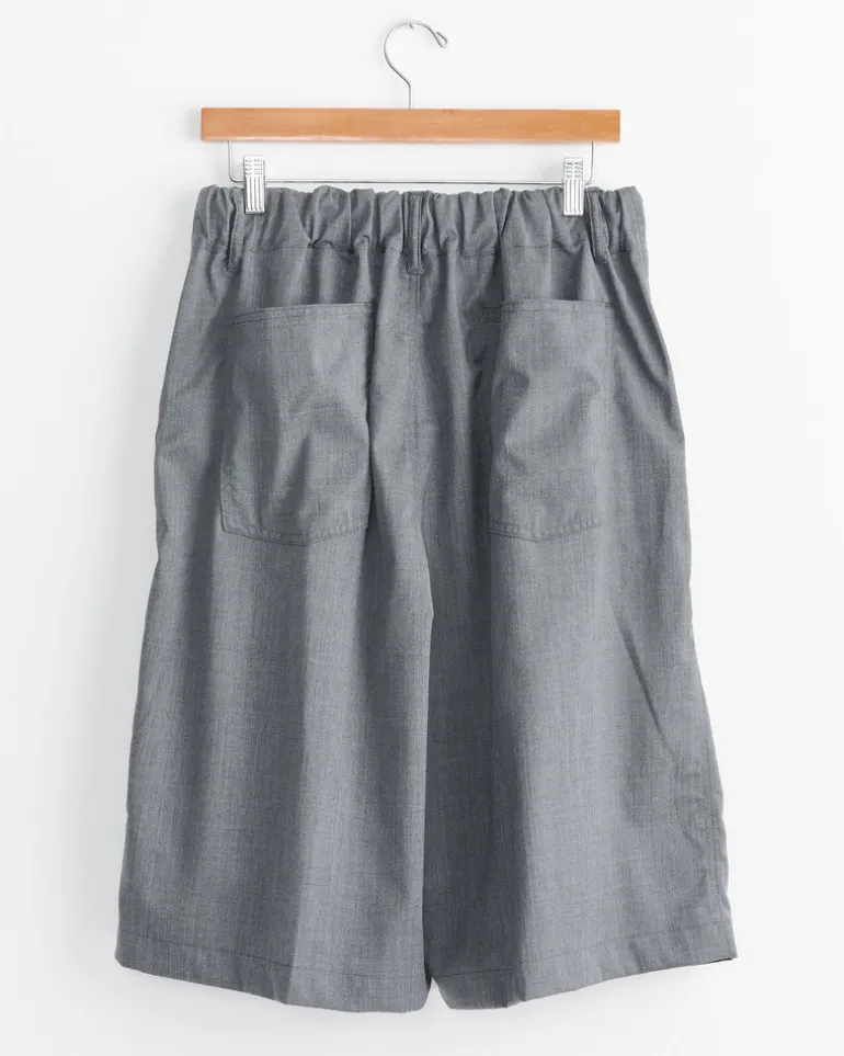 Circular Short Twill Pant in Anthracite