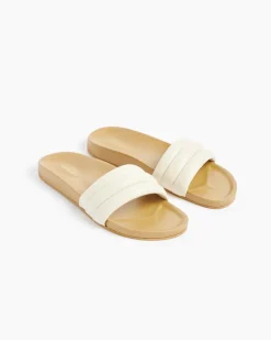 Classic Sandalia in Shell