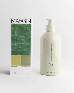 Core Cleanse Body Wash in Warm Water