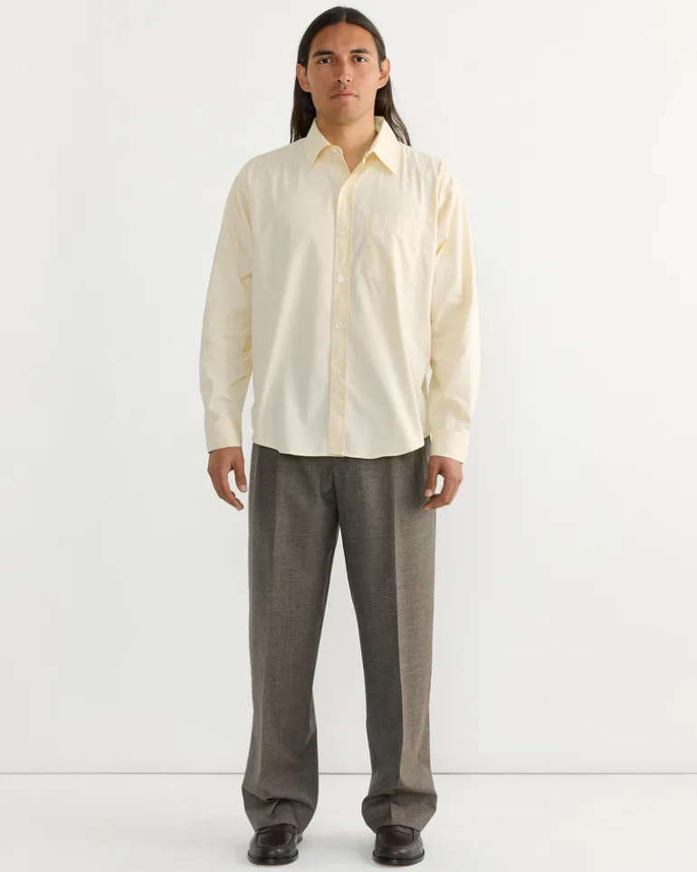 Executive Shirt in Faded Yellow