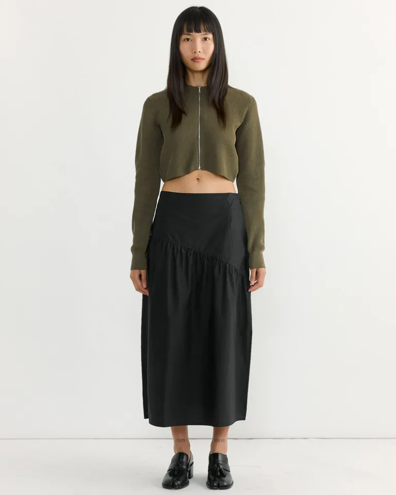 Flat Yarn Crew Neck Zip Cardigan in Khaki