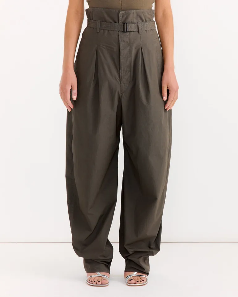 Folded Waistband Pant in Dark Brown