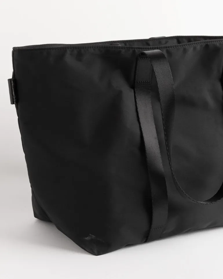 Gabardine Tote in Black