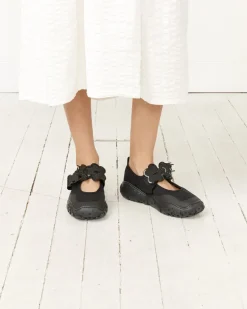 Gitte Floral Appliqué Mary Jane Sneaker