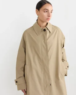 Holin Coat in Tan