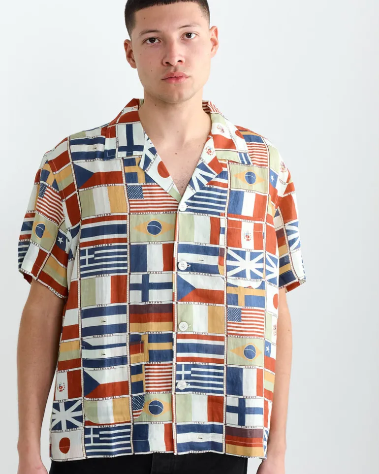 International Shirt in Multi