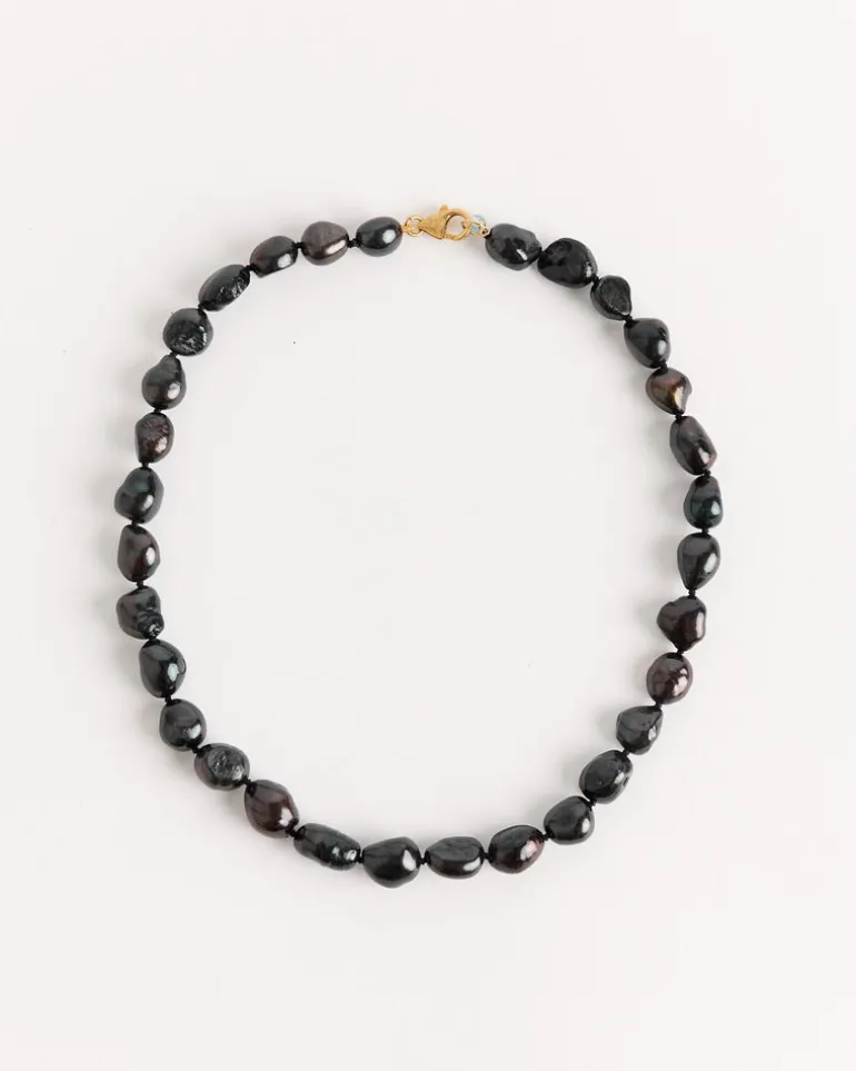 Jean Necklace in Black/Gold