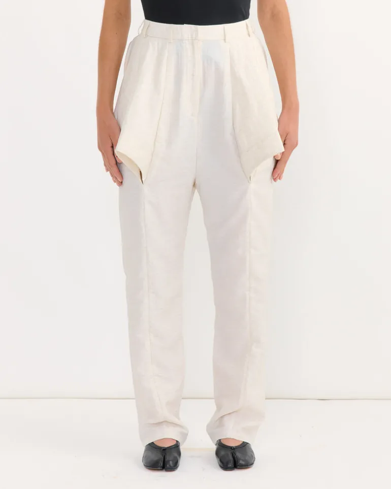 Lazzat Sculptural Trouser in Linnen Beige