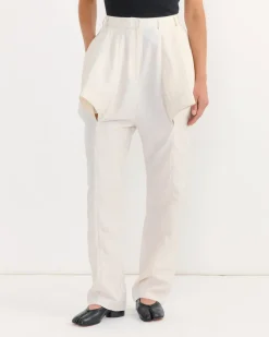 Lazzat Sculptural Trouser in Linnen Beige