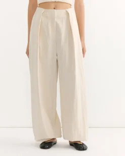 Le Pantalon Melao Trouser in Off White