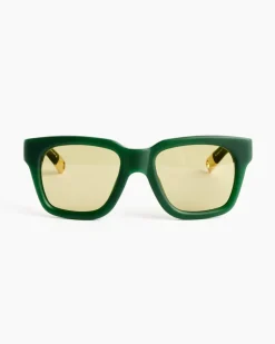Les Lunettes Carino Sunglasses in Dark Green