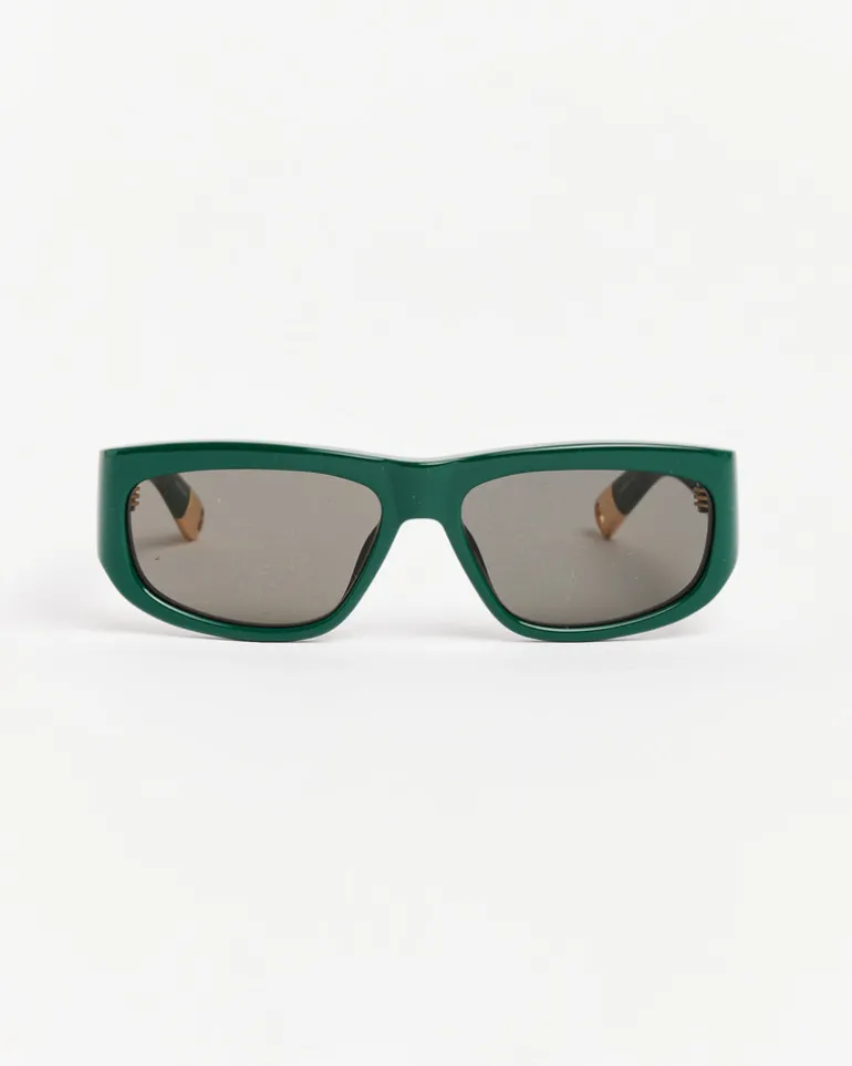 Les Lunettes Pilota Sunglasses in Dark Green