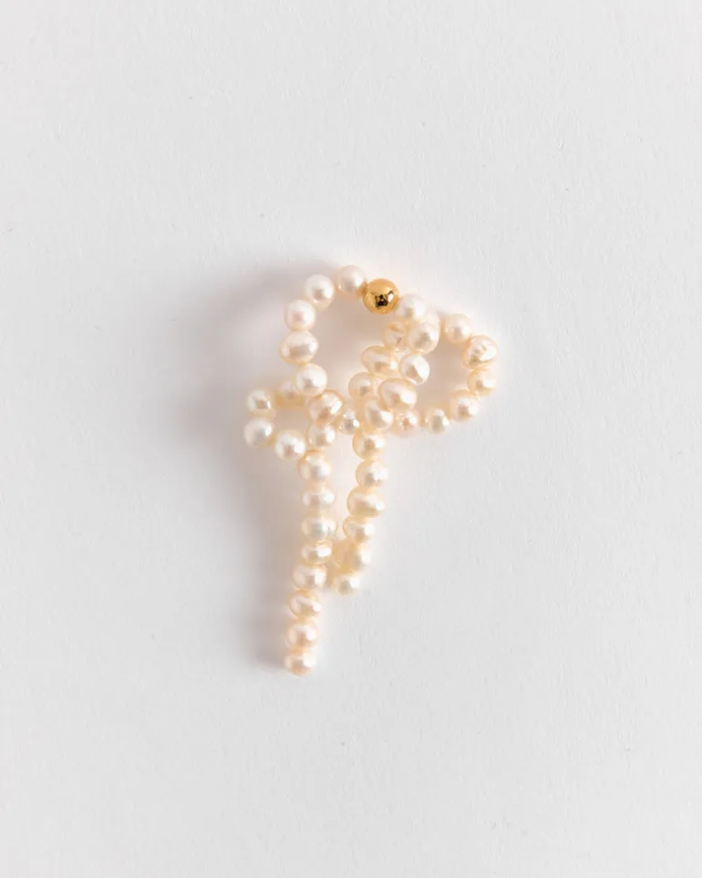 Loop The Loop Fresh Water Pearls Ring