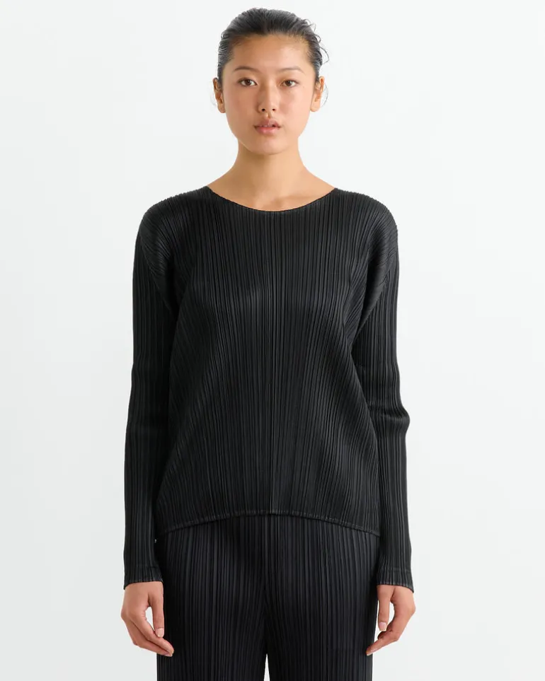 MC Sept Top in Black
