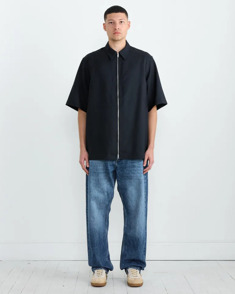 Method Shirt in Darkest Navy