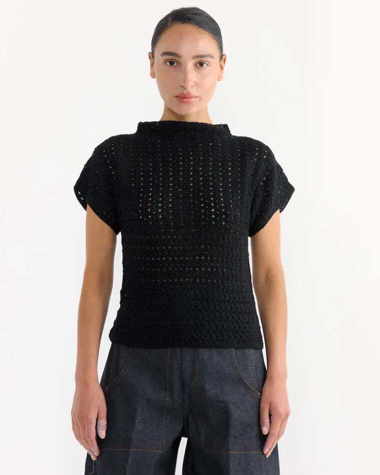 Morelia Top in Black