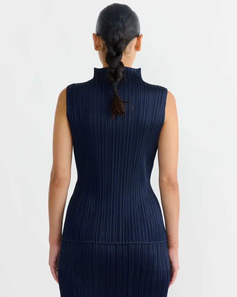 New Colorful Basics 4 Sleeveless Top in Navy