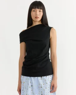 Off Shoulder Top in Black