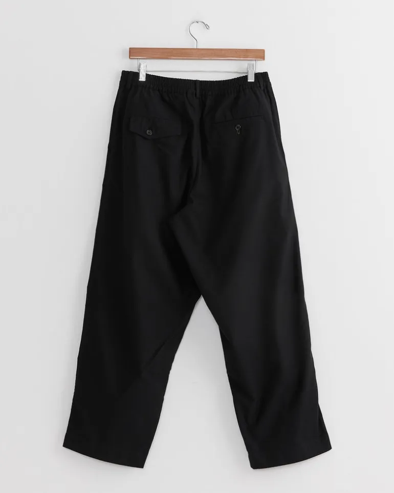 Oxford Pant in Black