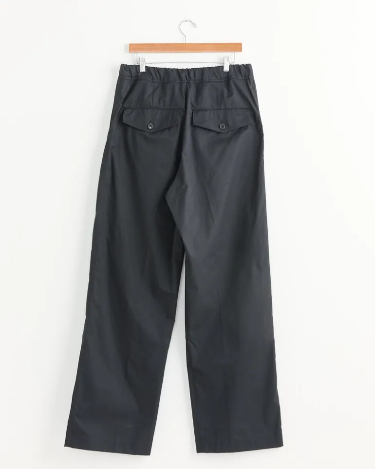 Parachute Pant in Black