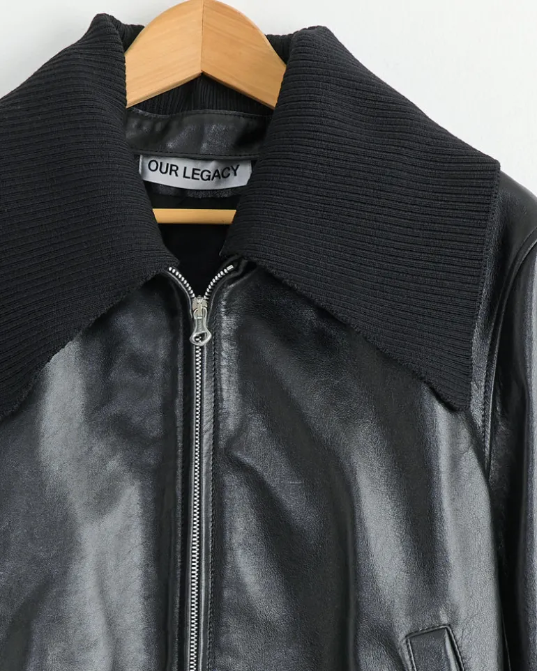 Pharos Bomber in Malleable Black