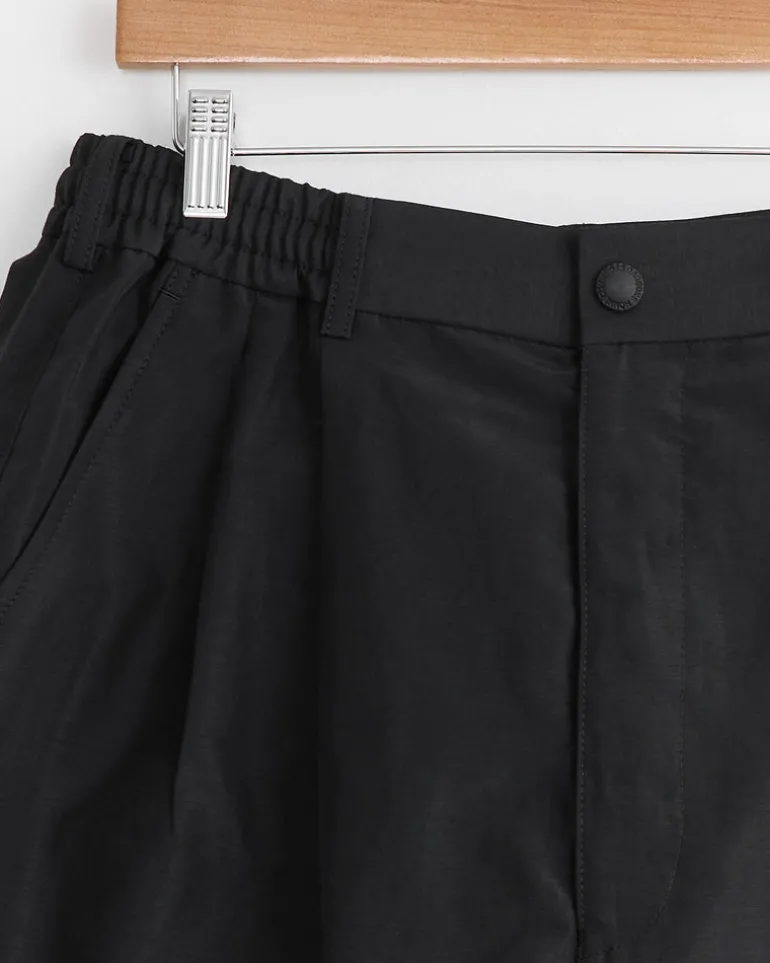 Pleated Shorts in Black