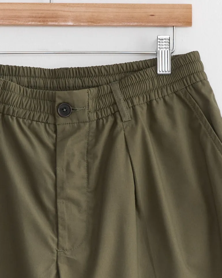 Pleated Track Short in Olive