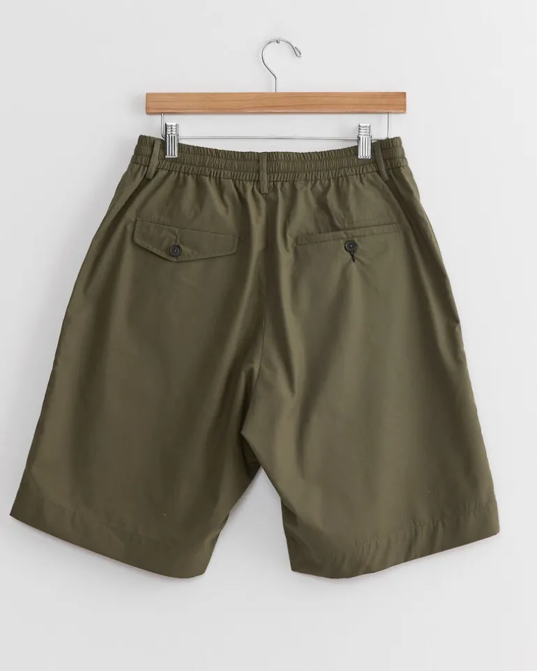 Pleated Track Short in Olive