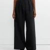 Pleated Wide-Leg Pants in Black