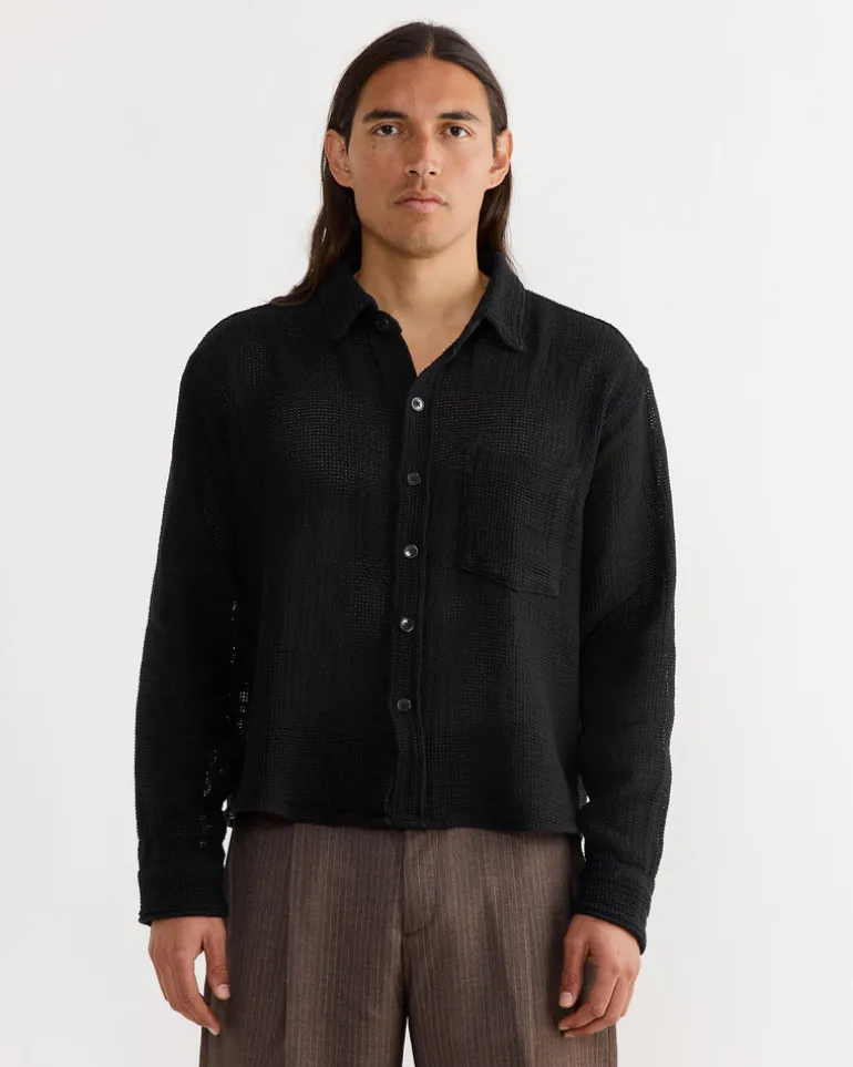 Priority Shirt in Black Natte