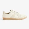 Replica in Off White
