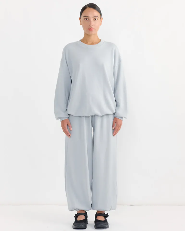 Rim Sweatshirt in Whitestone Blue
