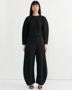 Rounded Zip-Up Cardigan in Black