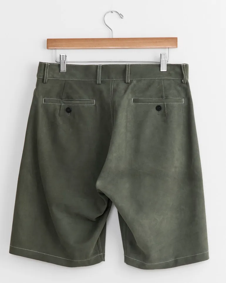 Sheep Suede Short in Green