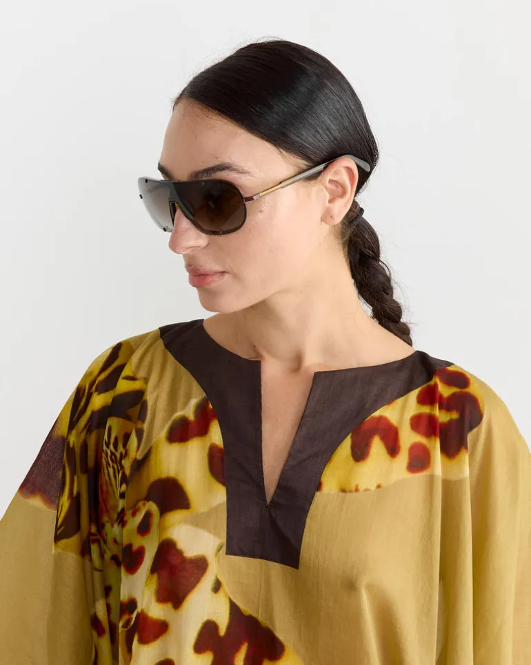 Shield Sunglasses in C3 Dark Rust/Dark Brown/Beige