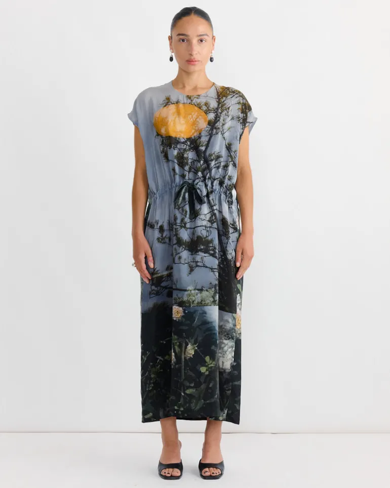 Simple Dress in Print T/Reflections