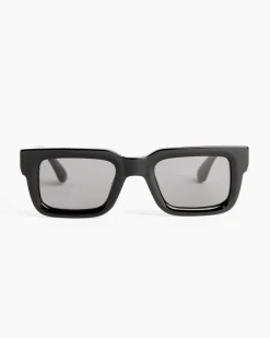 05 Sunglasses in Black