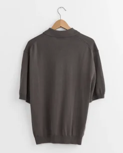 Swing Polo in Warm Grey
