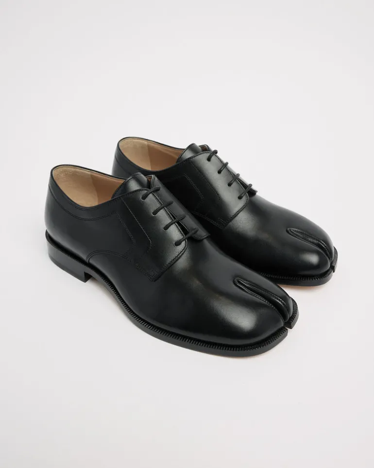 Tabi Lace-Up in Black