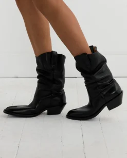 Tabi Western Boot in Black