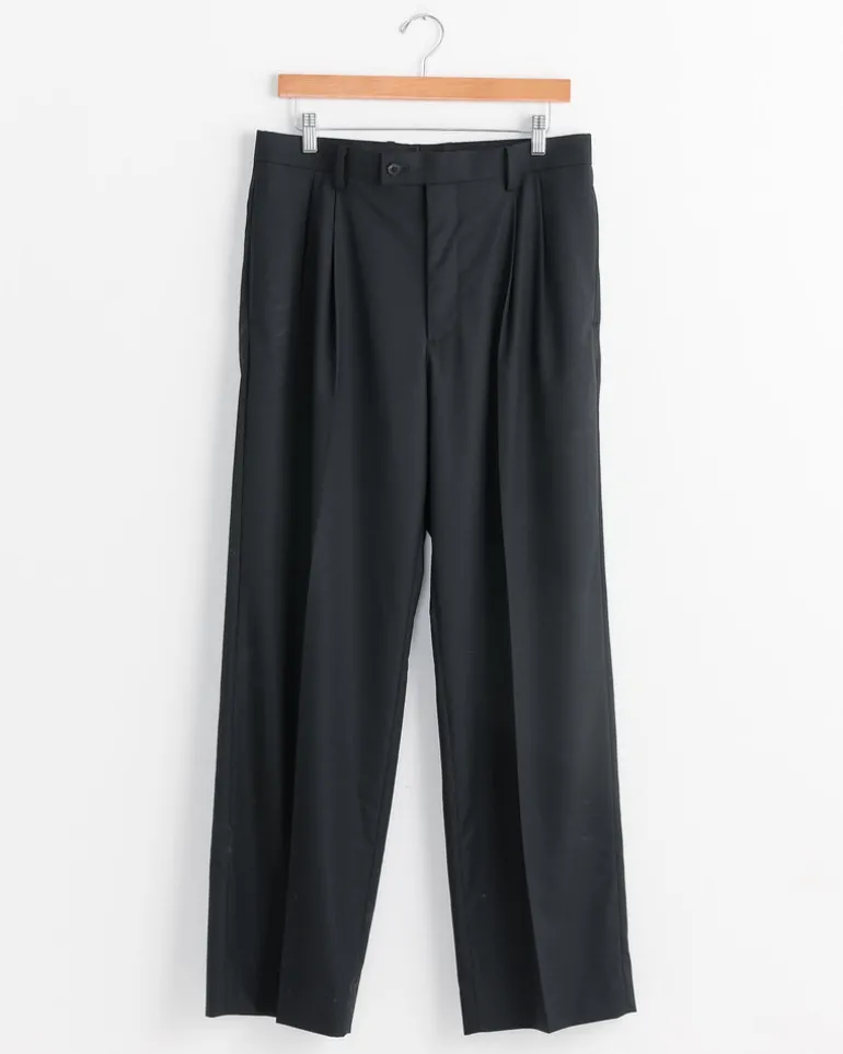 Tropical Wool Two Tuck Slack in Black