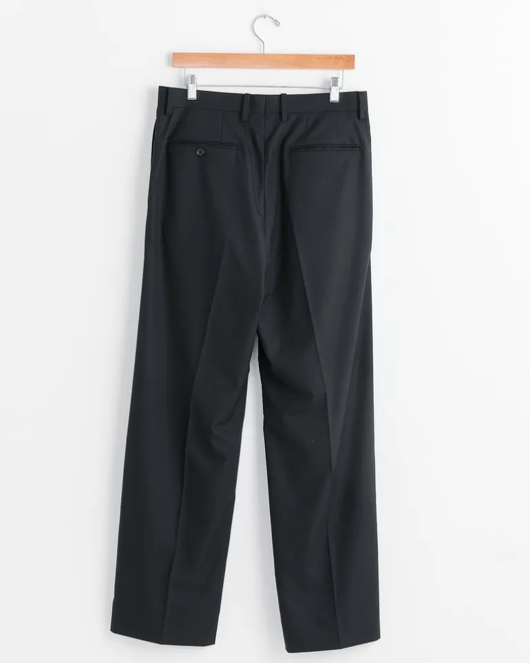 Tropical Wool Two Tuck Slack in Black