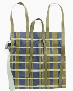 Windswept Plaid Bag in Navy